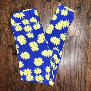 Flower patterned lularoe unicorn leggings
